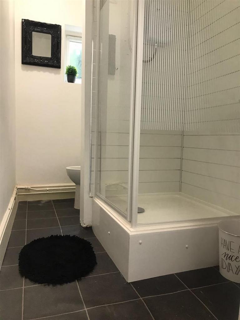 Shared Shower Room