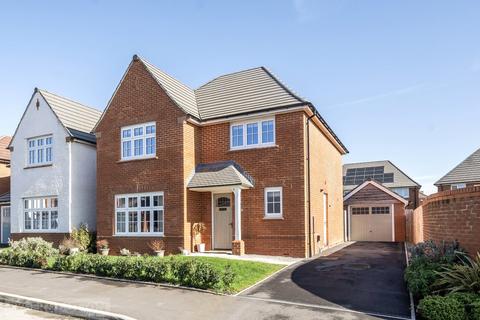 4 bedroom detached house for sale, Dunning Drive, Royton, Oldham, Greater Manchester, OL2