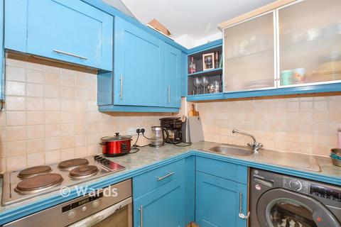 2 bedroom apartment for sale, Mercer Close, Aylesford ME20