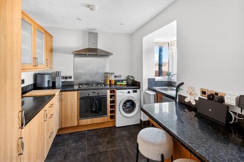2 bedroom terraced house to rent, Bracknell RG42