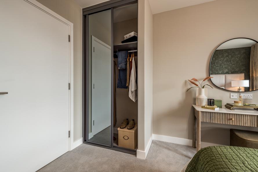 Dagenham Green, bedroom 1 fitted