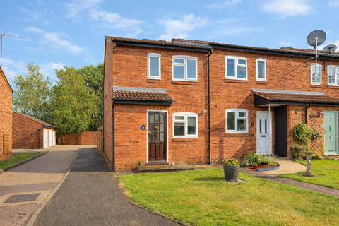 2 bedroom end of terrace house for sale, Runcie Close, Herts AL4