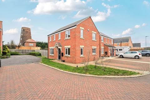 3 bedroom detached house for sale, Cornmill Close, Peterborough PE7