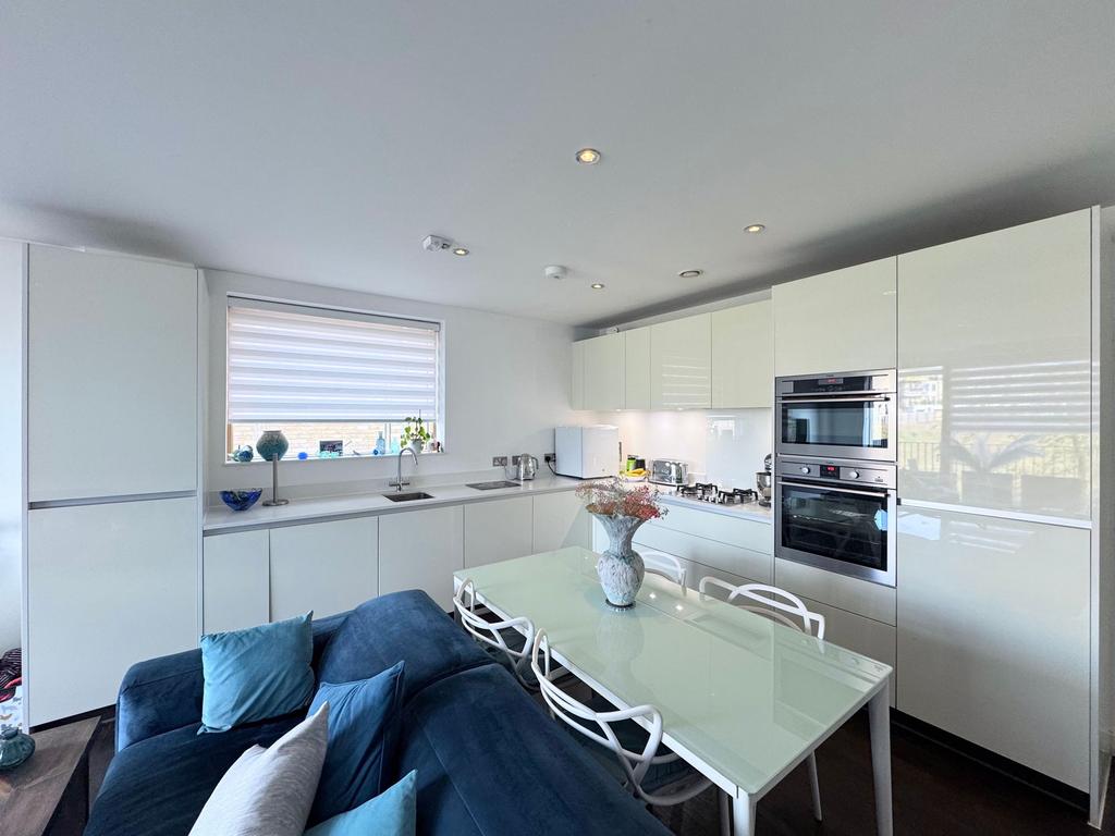Kitchen/dining area