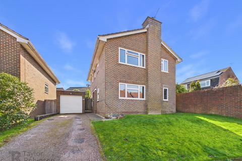 4 bedroom detached house for sale, Hill House Close, Turners Hill