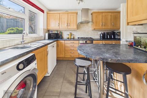 4 bedroom detached house for sale, Hill House Close, Turners Hill