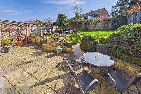 4 bedroom detached house for sale, Hill House Close, Turners Hill