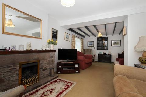 4 bedroom property for sale, Church Road, Bristol BS36