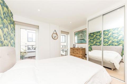 1 bedroom flat to rent, Enterprise Way, London SW18
