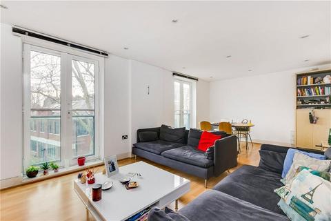 2 bedroom flat to rent, Owen Street, London EC1V