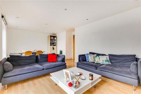 2 bedroom flat to rent, Owen Street, London EC1V
