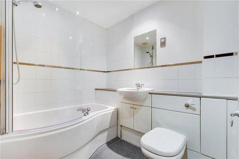 2 bedroom flat to rent, Owen Street, London EC1V
