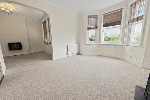 4 bedroom detached house for sale, Southbourne
