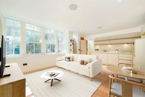 undefined, Devonshire Close, London W1G