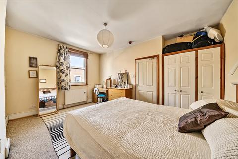 4 bedroom semi-detached house for sale, Greenside Road, London