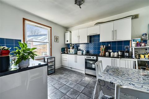 4 bedroom semi-detached house for sale, Greenside Road, London