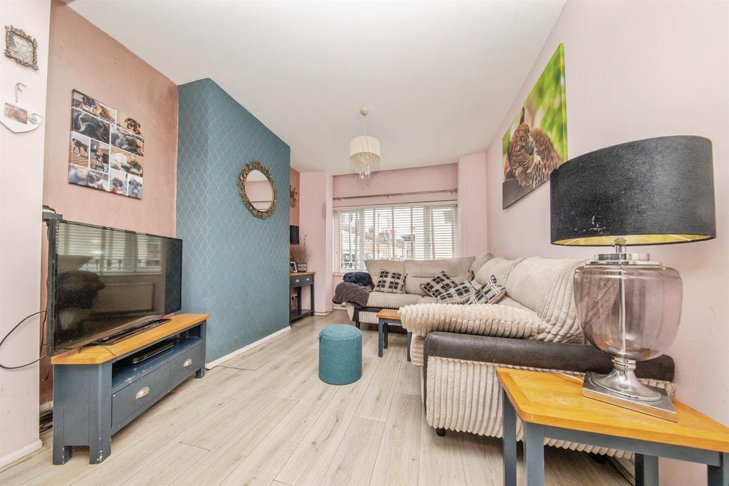 Grafton Road, Harwich 3 bed terraced house for sale - £190,000