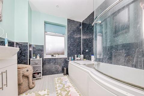 3 bedroom terraced house for sale, Grafton Road, Harwich