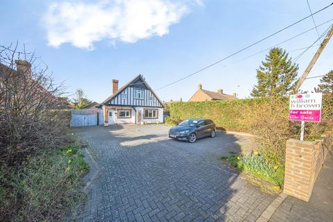 3 bedroom detached house for sale, Pot Kiln Road, Great Cornard, Sudbury