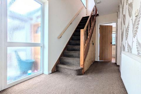 3 bedroom end of terrace house for sale, St. Briavels Drive, Bristol BS37