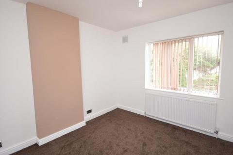 3 bedroom house to rent, Burley Road, Leeds LS4