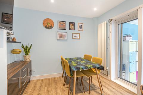 3 bedroom semi-detached house for sale, Willis Waye, Kings Worthy, Winchester, Hampshire, SO23