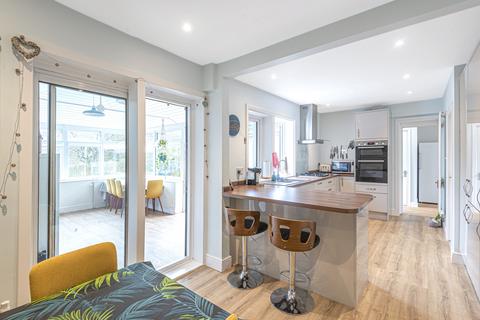 3 bedroom semi-detached house for sale, Willis Waye, Kings Worthy, Winchester, Hampshire, SO23