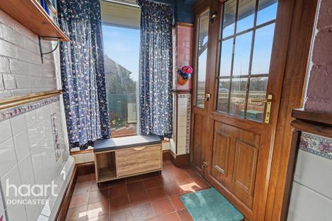 4 bedroom detached house for sale, Hill Crest, Skellow, Doncaster