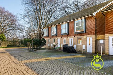 2 bedroom end of terrace house for sale, Cedar Way, Poole BH12