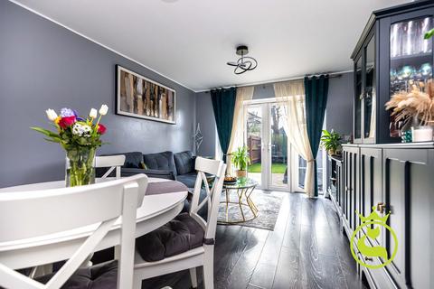 2 bedroom end of terrace house for sale, Cedar Way, Poole BH12