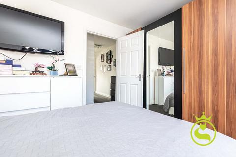 2 bedroom end of terrace house for sale, Cedar Way, Poole BH12