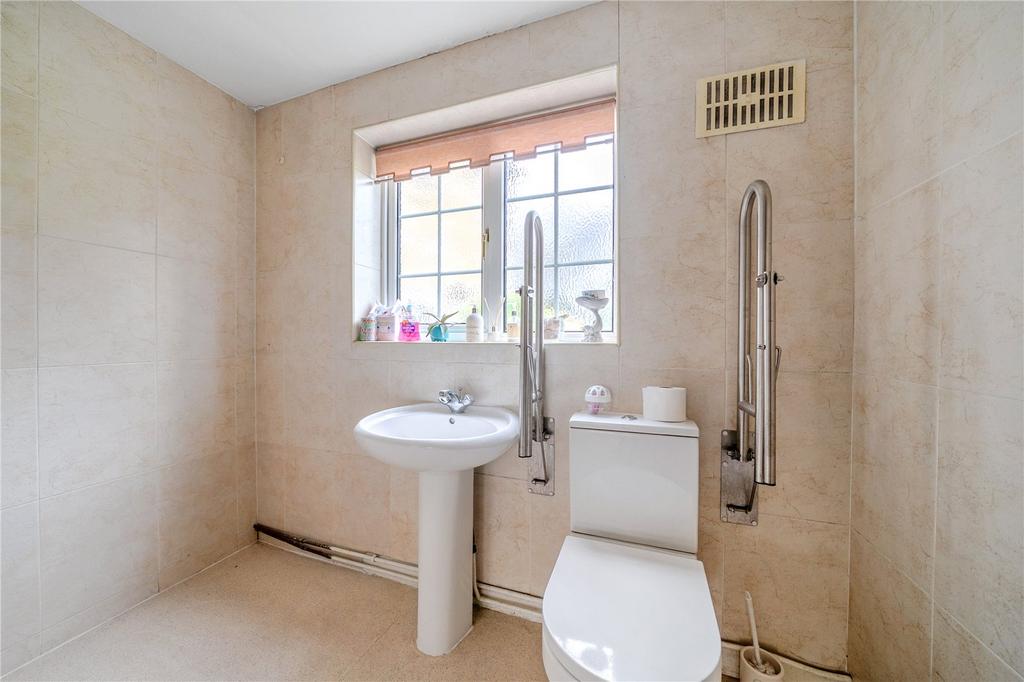 Ensuite