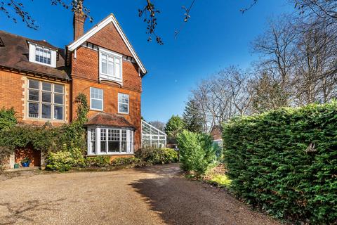 4 bedroom apartment for sale, Rockfield Road, Oxted, Surrey, RH8