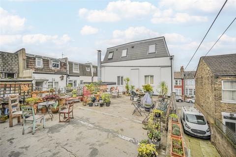 End of terrace house for sale, Beresford Road, Harringay Ladder, London, N8