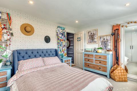 2 bedroom terraced house for sale, 3 Thornton Villas, St Helier