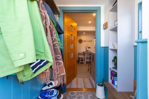 2 bedroom terraced house for sale, 3 Thornton Villas, St Helier
