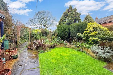 undefined, Greenaway, Rolleston, Newark