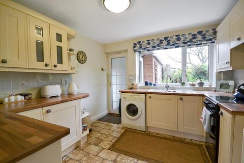 undefined, Greenaway, Rolleston, Newark