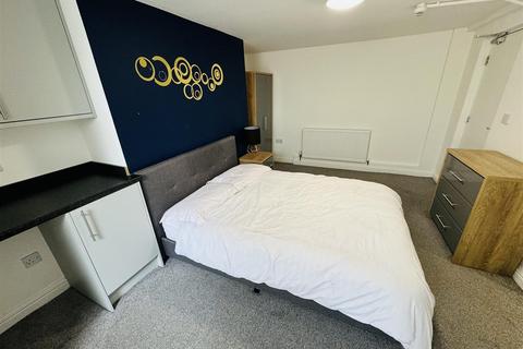 undefined, Kirkgate, Shipley