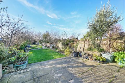 undefined, Shrewsbury Lane, Shooters Hill
