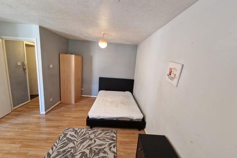 undefined, Wellington Street, Luton LU1