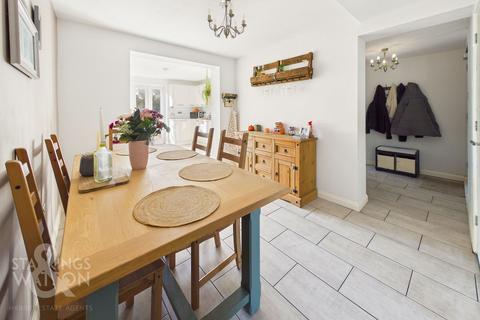 4 bedroom detached house for sale, Pinewood Gardens, North Cove, Beccles