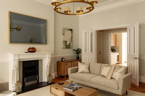 3 bedroom apartment for sale, Roland Gardens, South Kensington, SW7