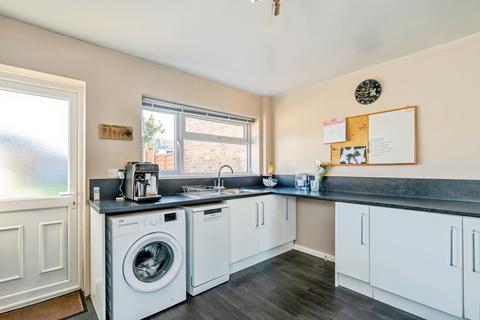 3 bedroom terraced house for sale, Laburnum Grove, Bognor Regis, West Sussex, PO22