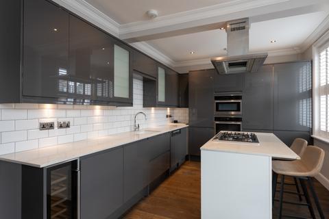 3 bedroom apartment to rent, Adamson Road, London, NW3