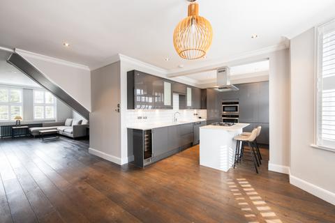 3 bedroom apartment to rent, Adamson Road, London, NW3