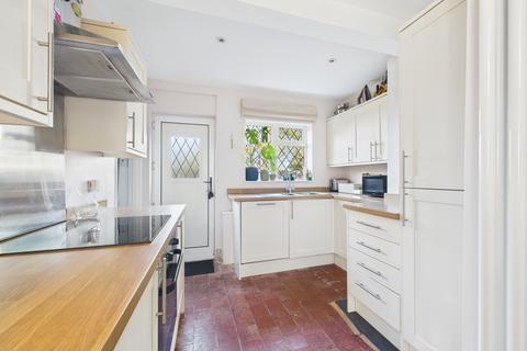 3 bedroom end of terrace house for sale, Lime Grove, Chinnor, Oxfordshire