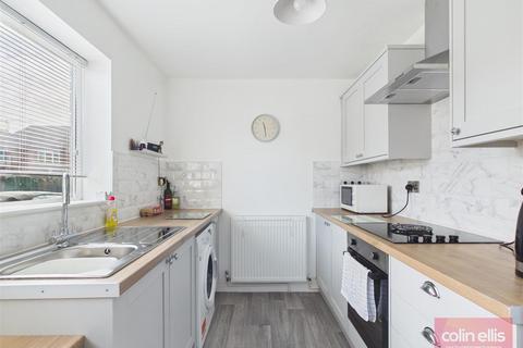 2 bedroom semi-detached bungalow for sale, Kestrel View, Scarborough