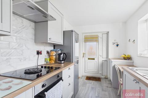 2 bedroom semi-detached bungalow for sale, Kestrel View, Scarborough