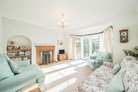 undefined, Hampton Road, Twickenham TW2